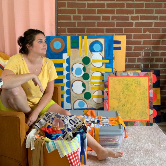 Meet your Posher, Danielle - Picture 5 of 6